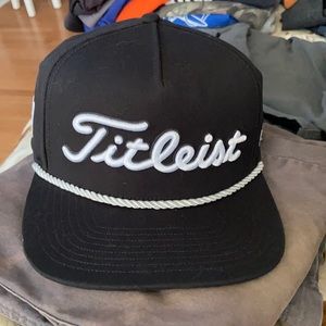Titleist golf hat NWT